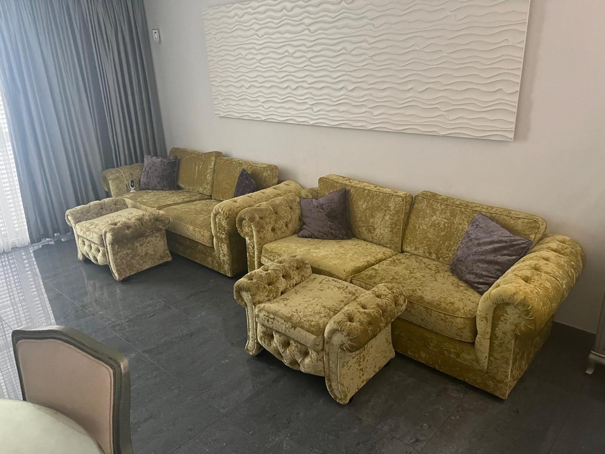 Luxury 4 Bedroom With Jacuzzi & Large Garden Villa